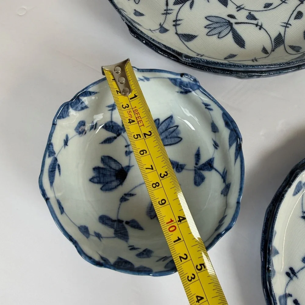 Blue & White Floral Scalloped Dinnerware Set Plates Bowls 6 Piece Lot